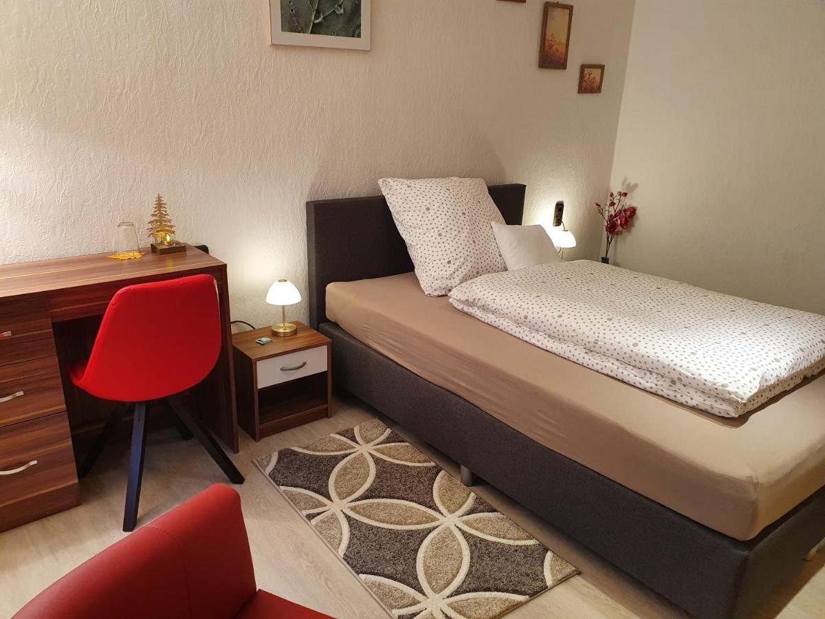 Gaestehaus Aurelia Wiesau Bagian luar foto